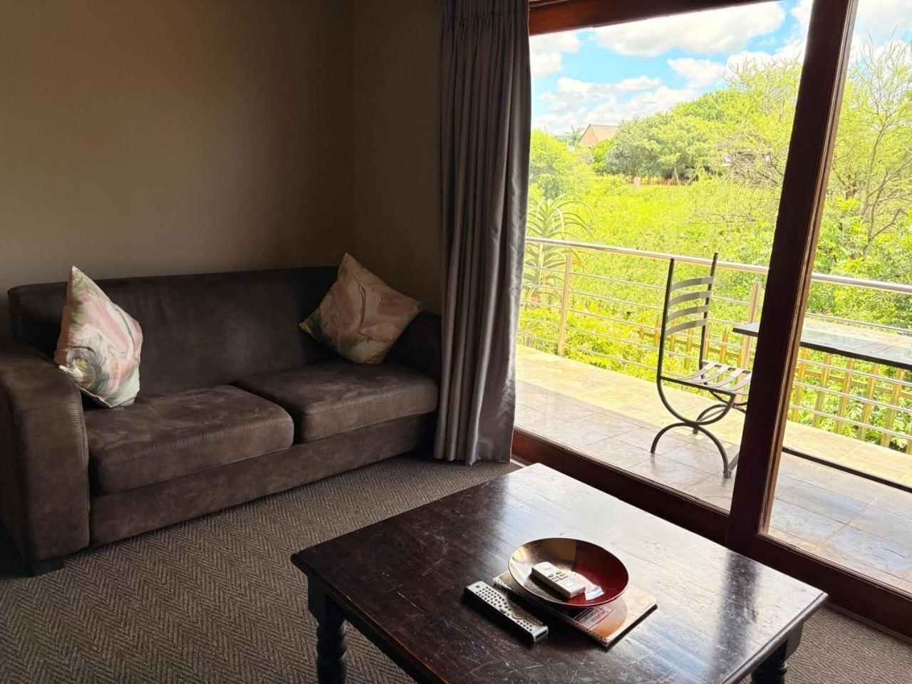 Rio Vista Lodge Malalane Eksteriør bilde