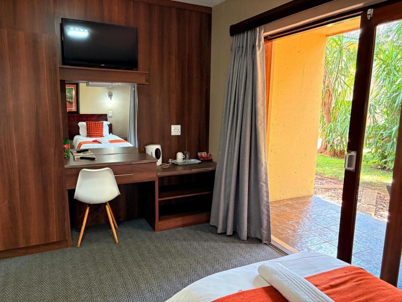 Rio Vista Lodge Malalane Eksteriør bilde
